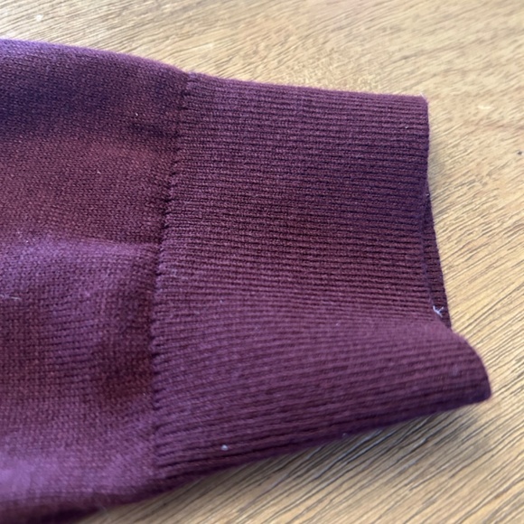 Banana Republic Forever Sweater, Size M, deep Burgandy - Picture 5 of 7